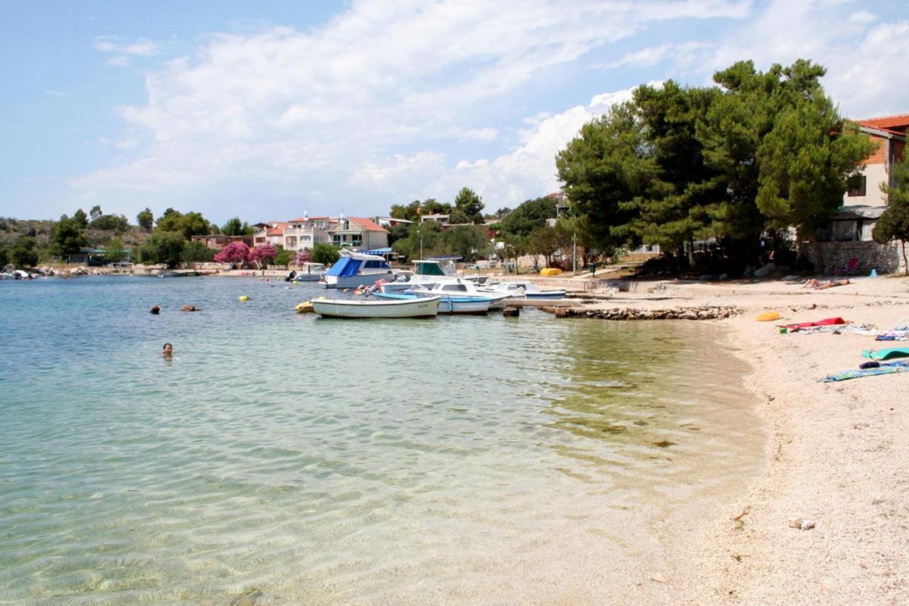 Apartments By The Sea Grebastica, Sibenik - 4881 Baselovici Exterior photo
