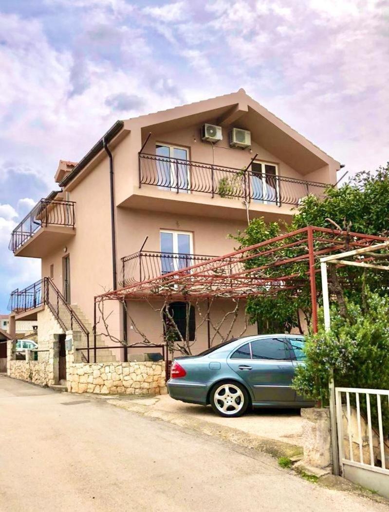 Apartments By The Sea Grebastica, Sibenik - 4881 Baselovici Exterior photo